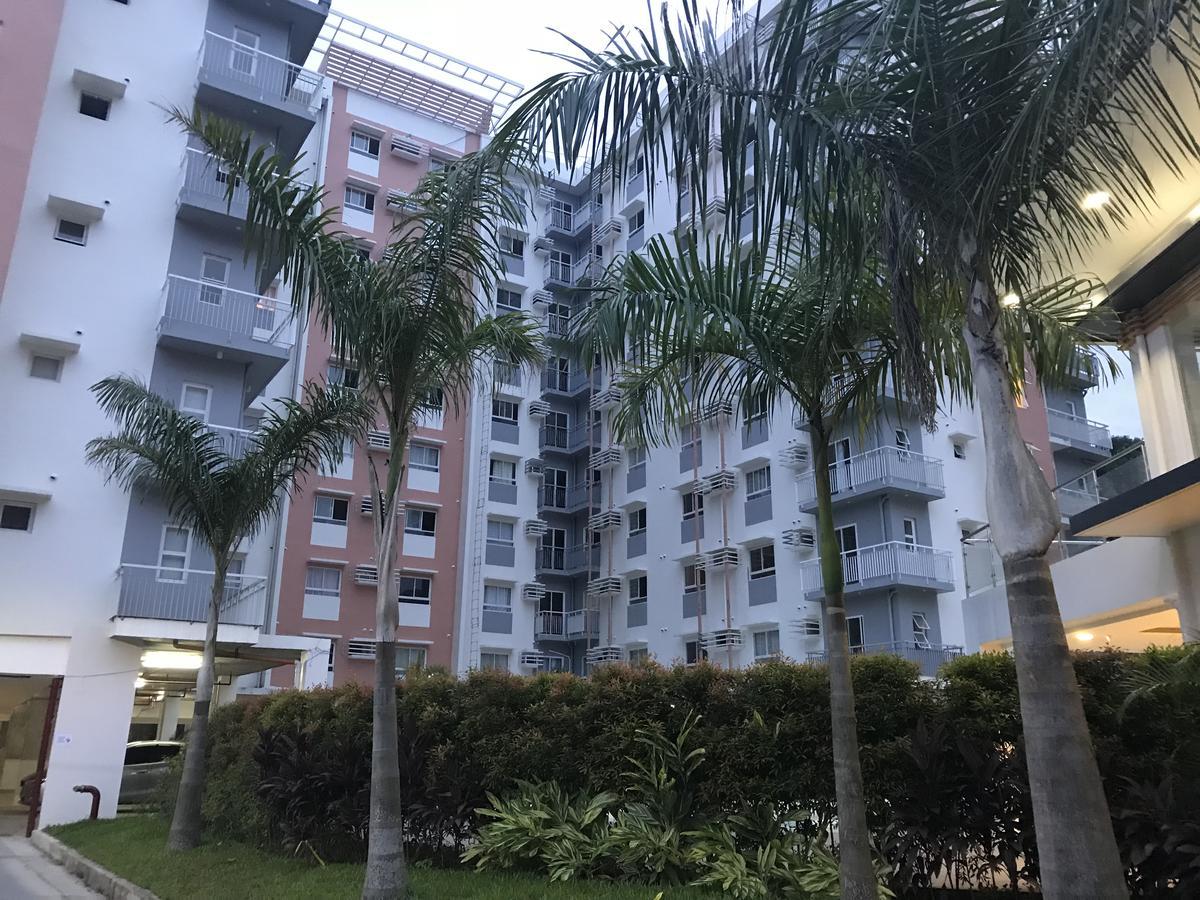 Mivesa Garden Residences By Cec Cebu Exteriör bild