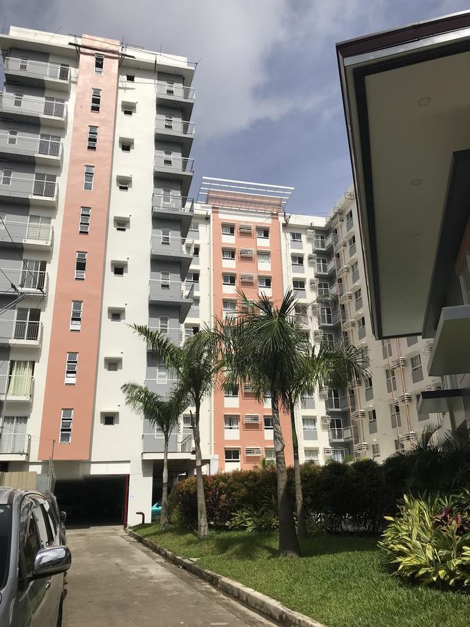 Mivesa Garden Residences By Cec Cebu Exteriör bild
